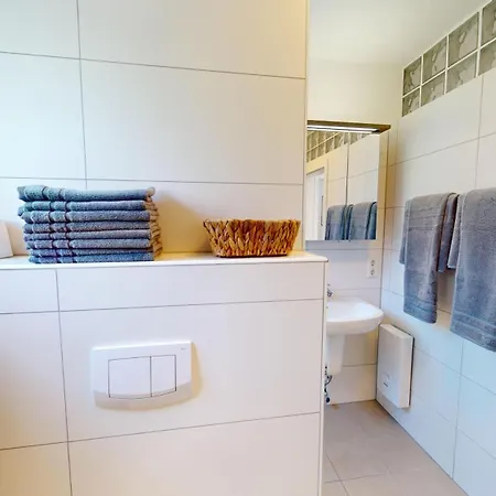 Lichtdurchflutete Eg-wohnung